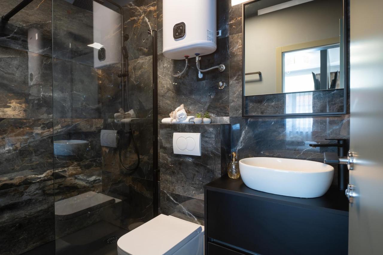 Studio & Rooms Torine Zadar Exterior photo